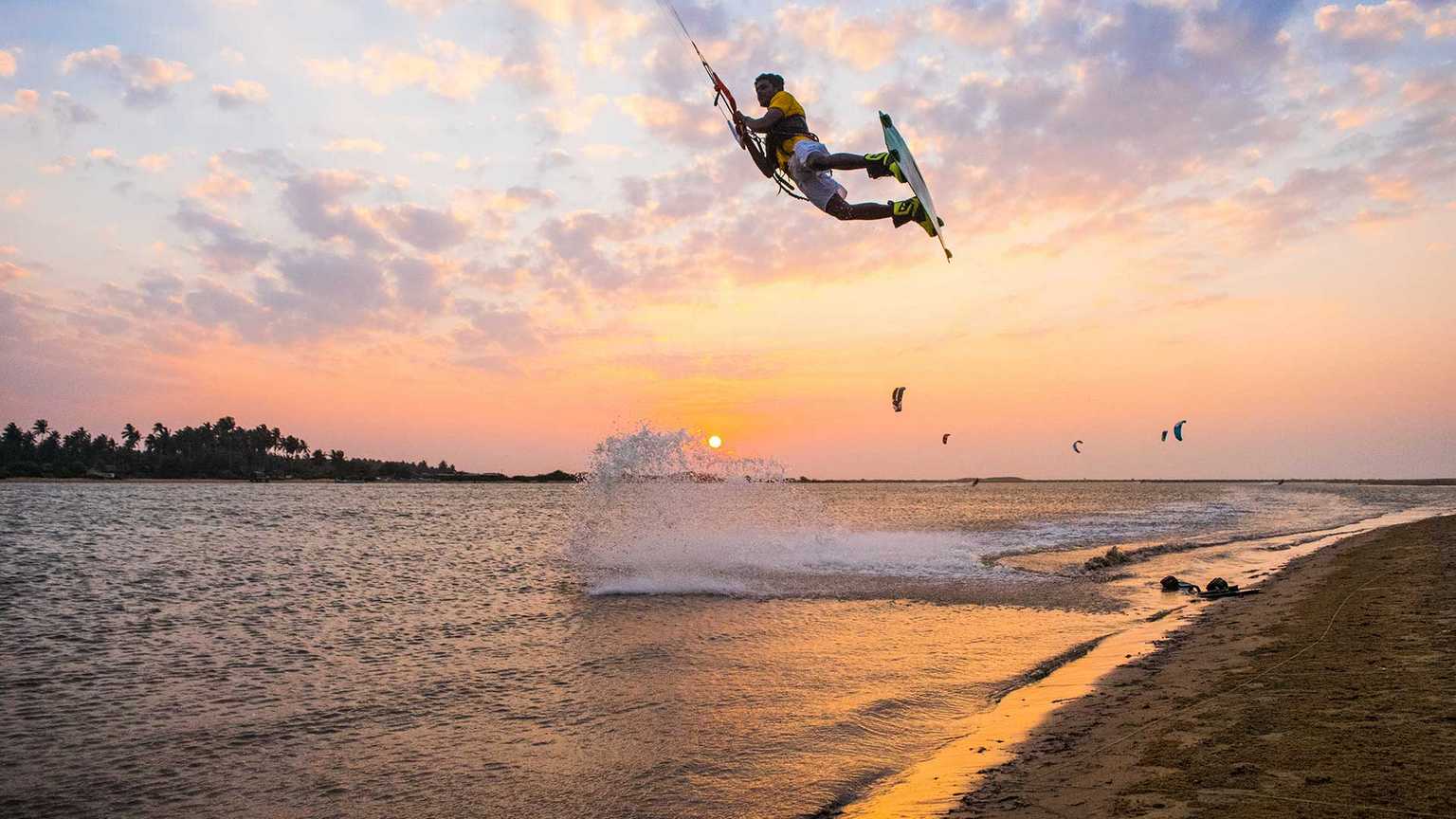 Kalpitiya Surfing